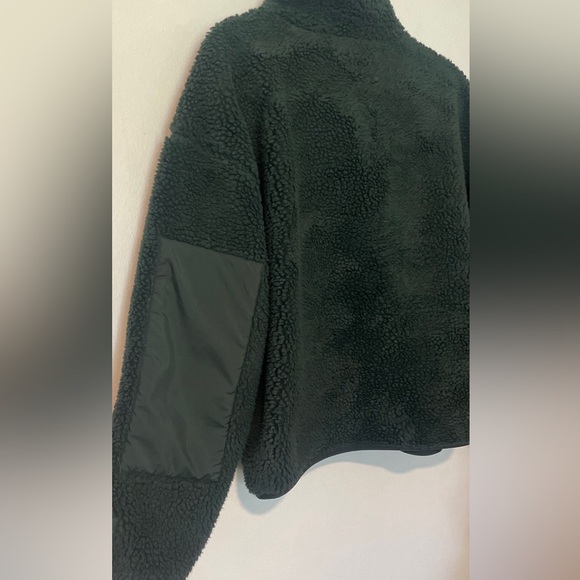 Fabletics Teddy Dark Green Full Zip Jacket Women’s size Medium - Picture 11 of 11